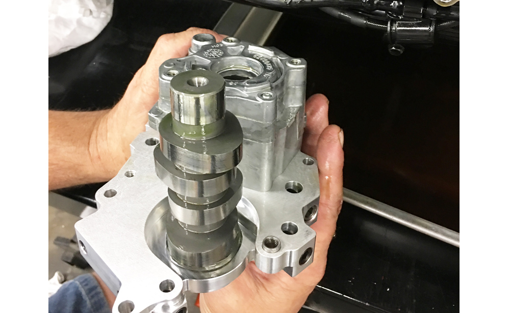 Feuling OE+ M8 CAMPLATE - gear or chain drive Milwaukee Eight арт. 8037