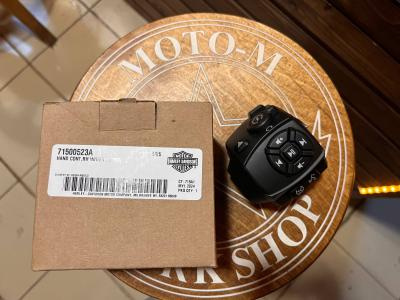 Комплект: Правый пульт с ручкой газа для RH1250S SPORTSTER S, RA1250S PAN AMERICA - OEM Harley-Davidson 71500523, 71500523А, 71500523A